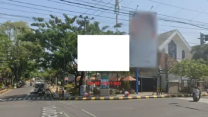 3.  SEWA VIDEOTRON MADIUN Jl. Diponegoro