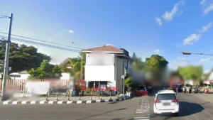 1. Jl. Raya Gampeng ( Videotron )