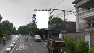 4. Jl. Jember Kalibaru-Banyuwangi (Baliho)  