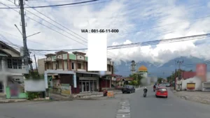 5. Jl. KH. Wahid Hasyim ( Billboard )