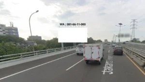 7. Jakarta Inner Ring Rd ( Billboard )
