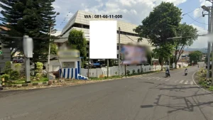 5. Jl. Wolter Monginsidi ( Baliho )